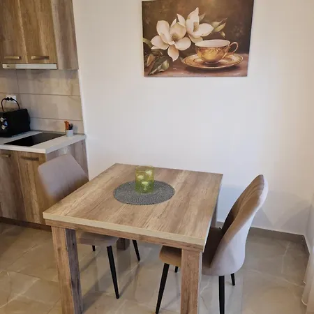 Moda Apartment Kladovo